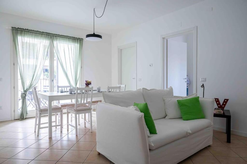 Luminoso Trilocale Affori Centro Apartment Milan Bagian luar foto